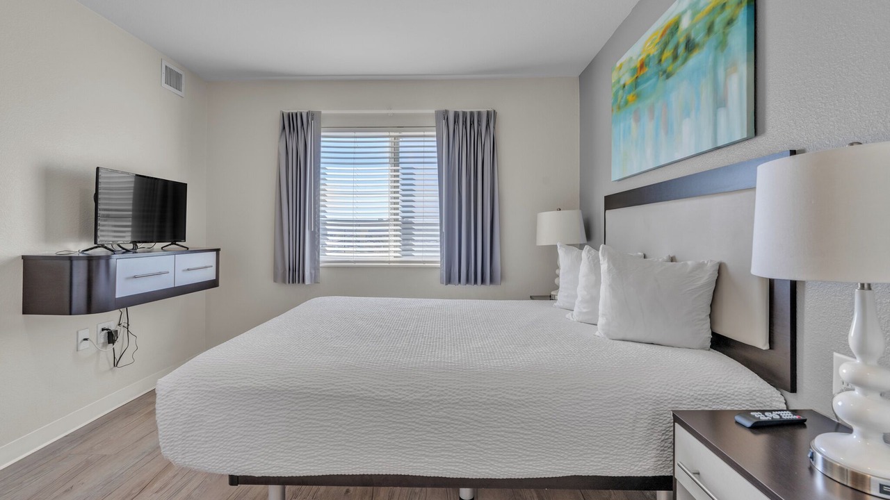 Photo of Bedroom in Far North Central