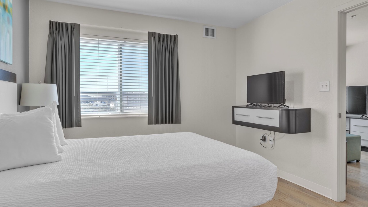 Photo of Bedroom in Far North Central