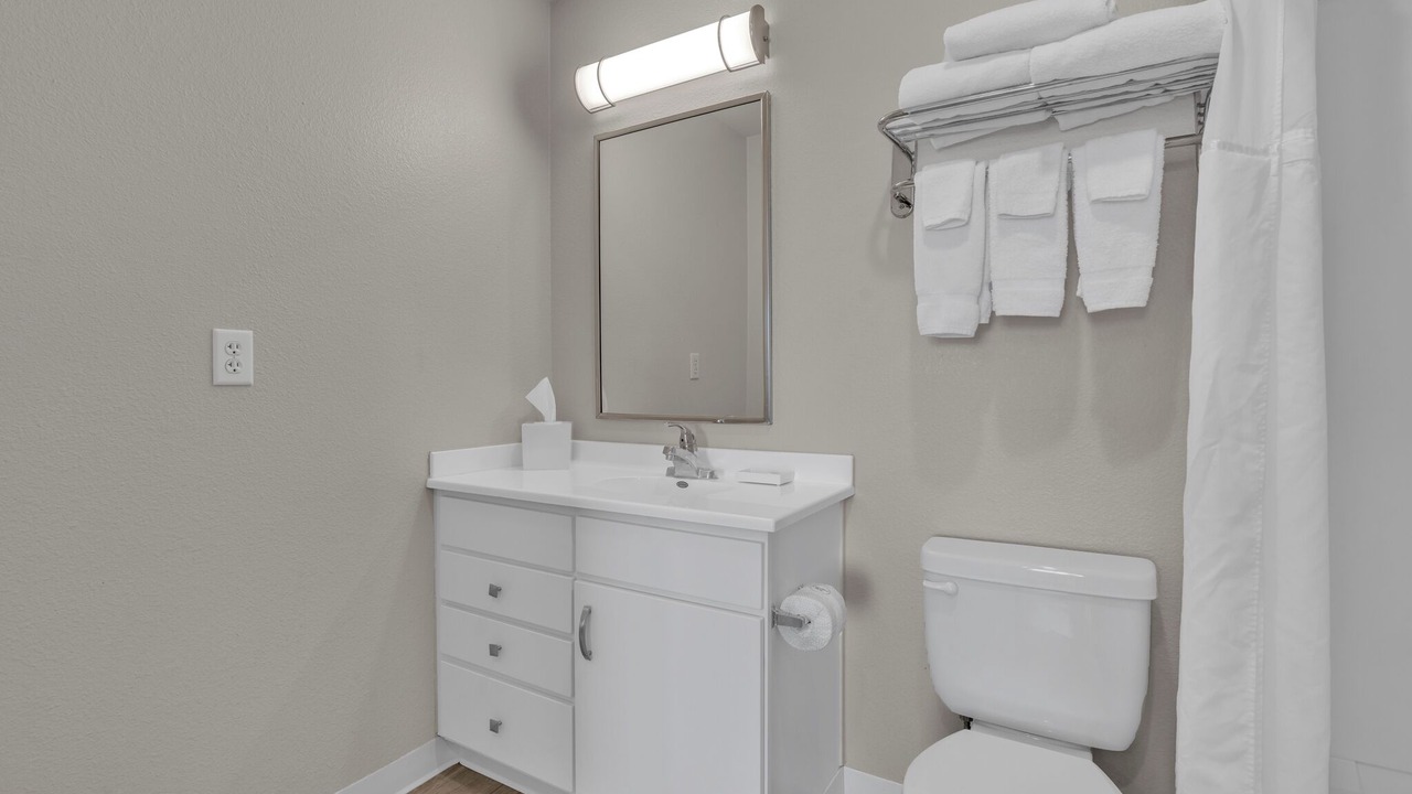 Photo of Bathroom in Far North Central