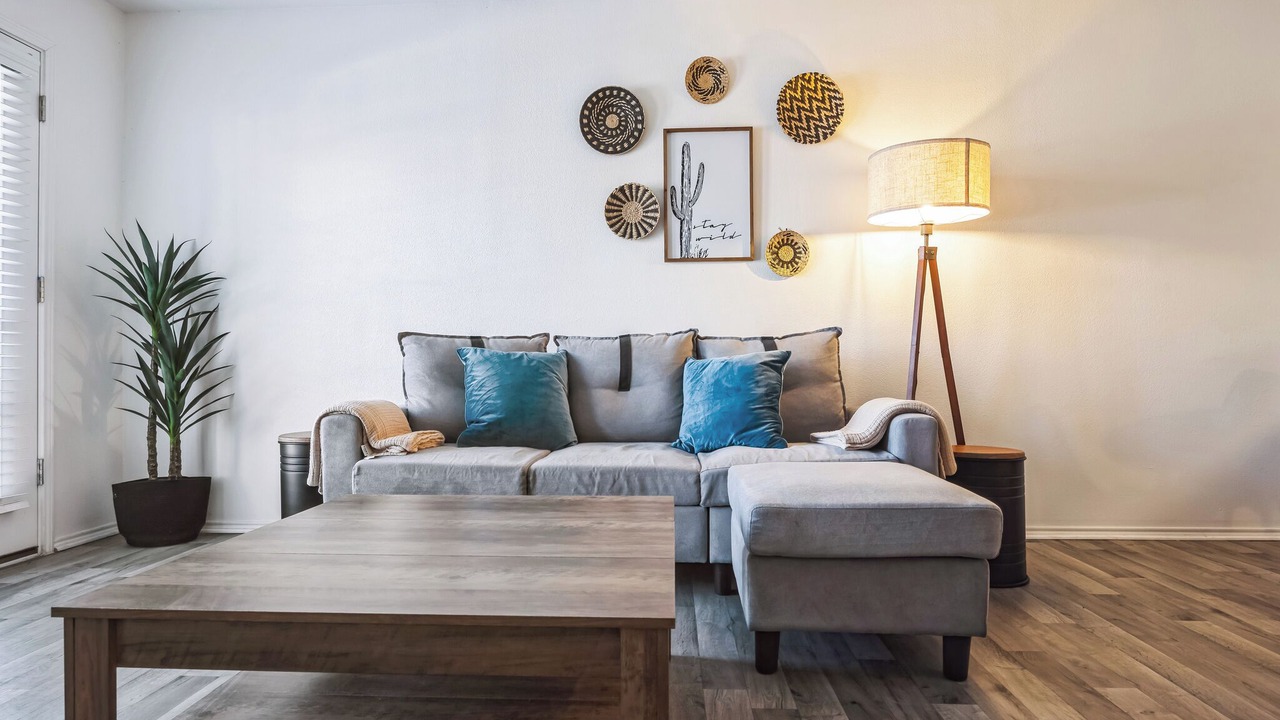 Photo of Livingroom in North Arlington
