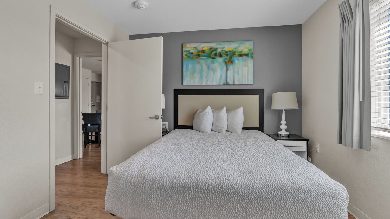 Photo of Bedroom in Far North Central