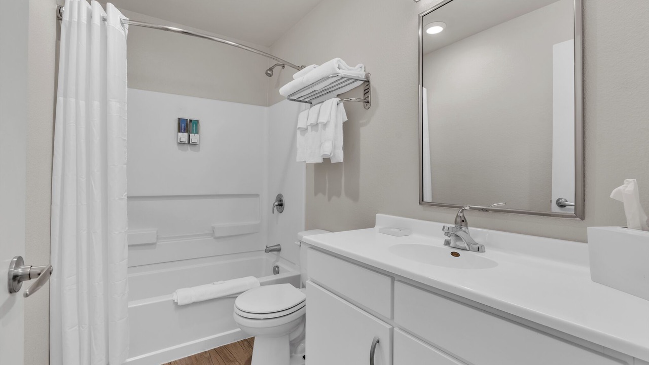 Photo of Bathroom in Far North Central