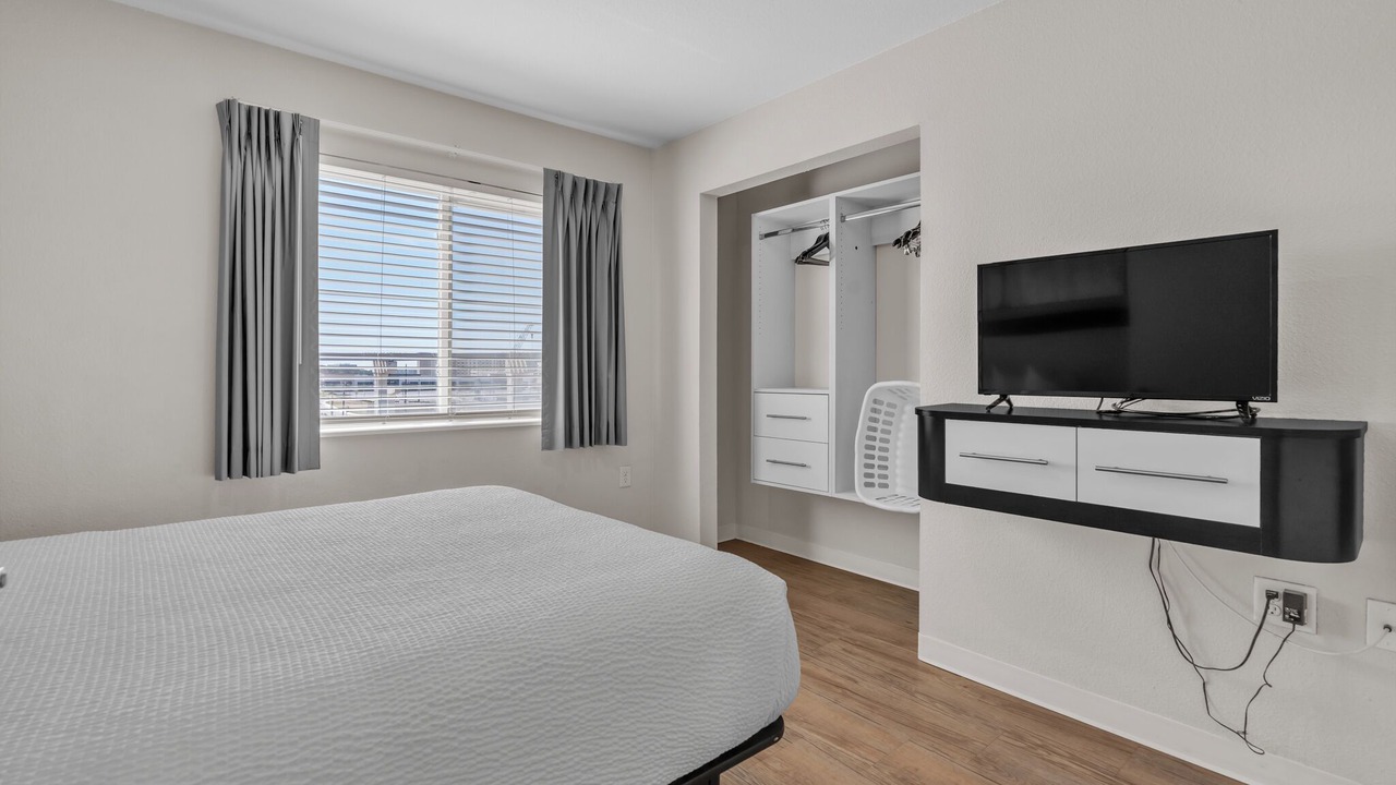 Photo of Bedroom in Far North Central