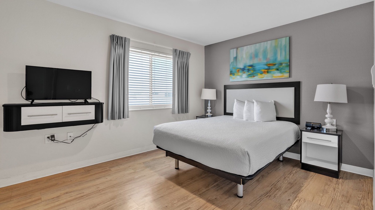 Photo of Bedroom in Far North Central