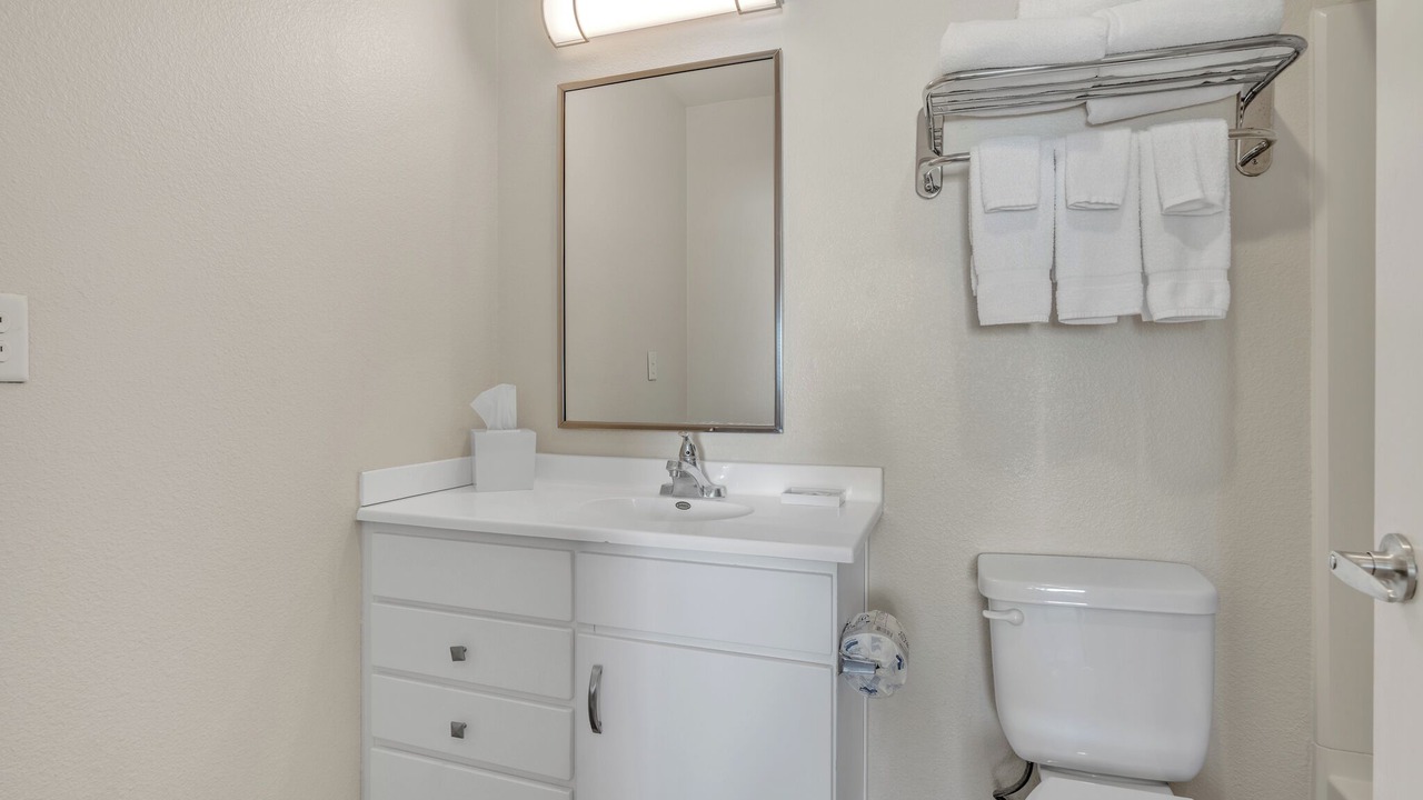 Photo of Bathroom in Far North Central
