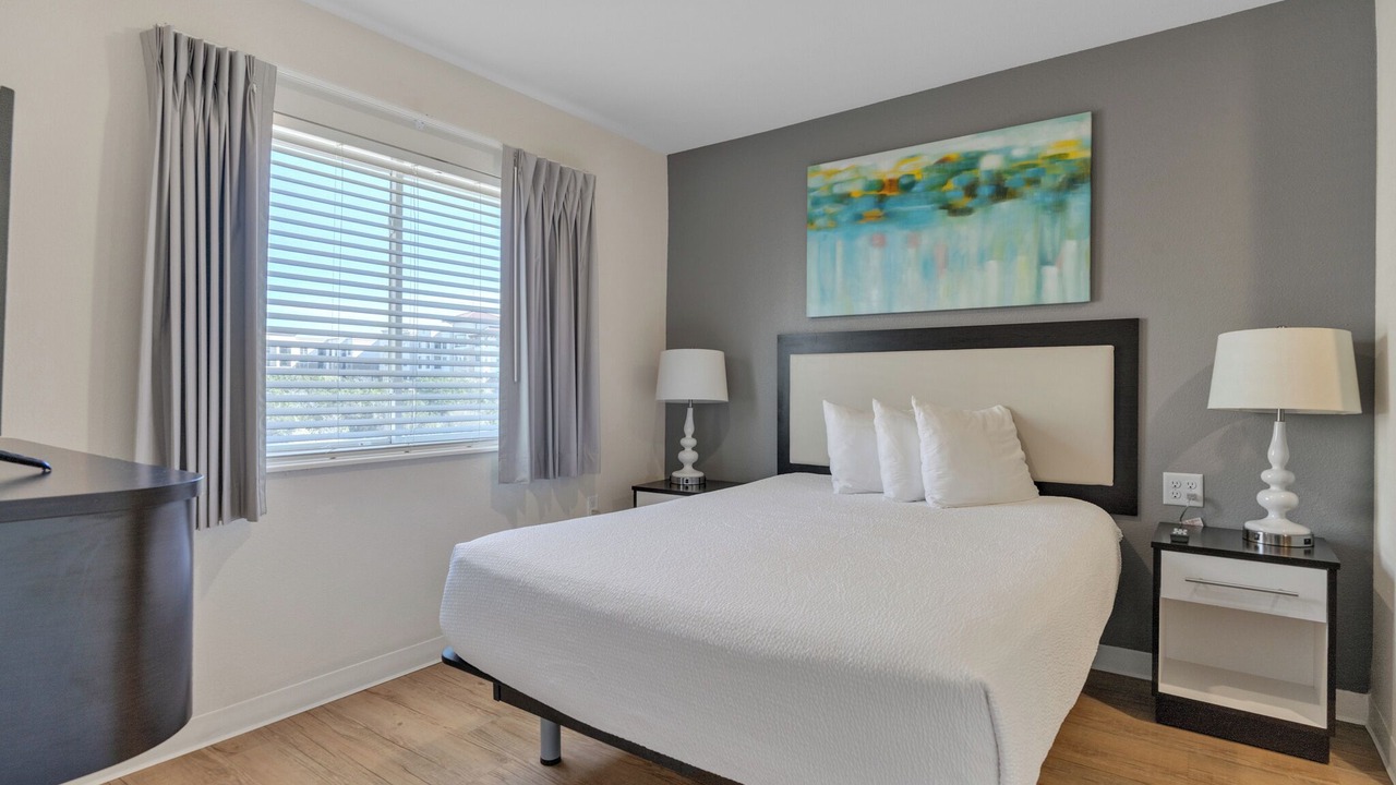 Photo of Bedroom in Far North Central