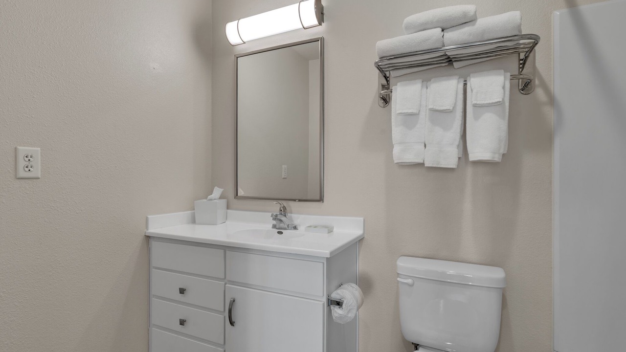 Photo of Bathroom in Far North Central