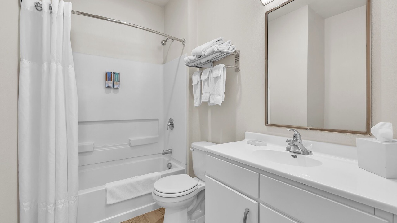 Photo of Bathroom in Far North Central