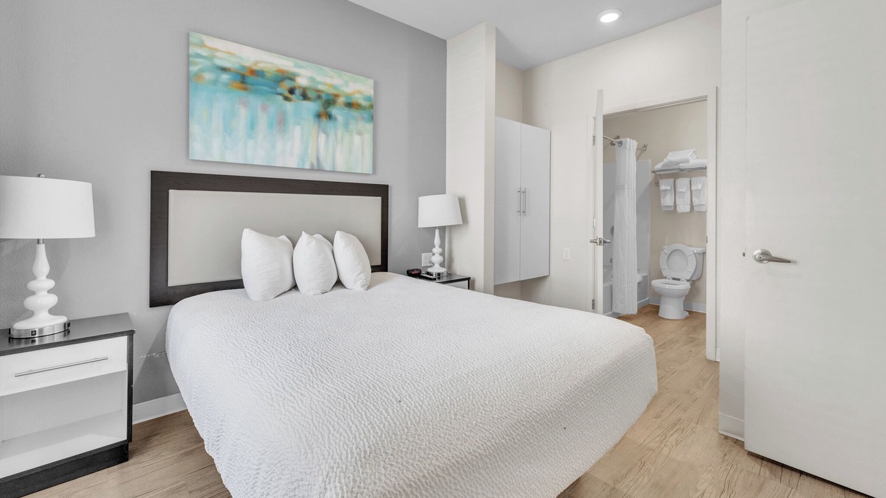 Photo of Bedroom in Far North Central