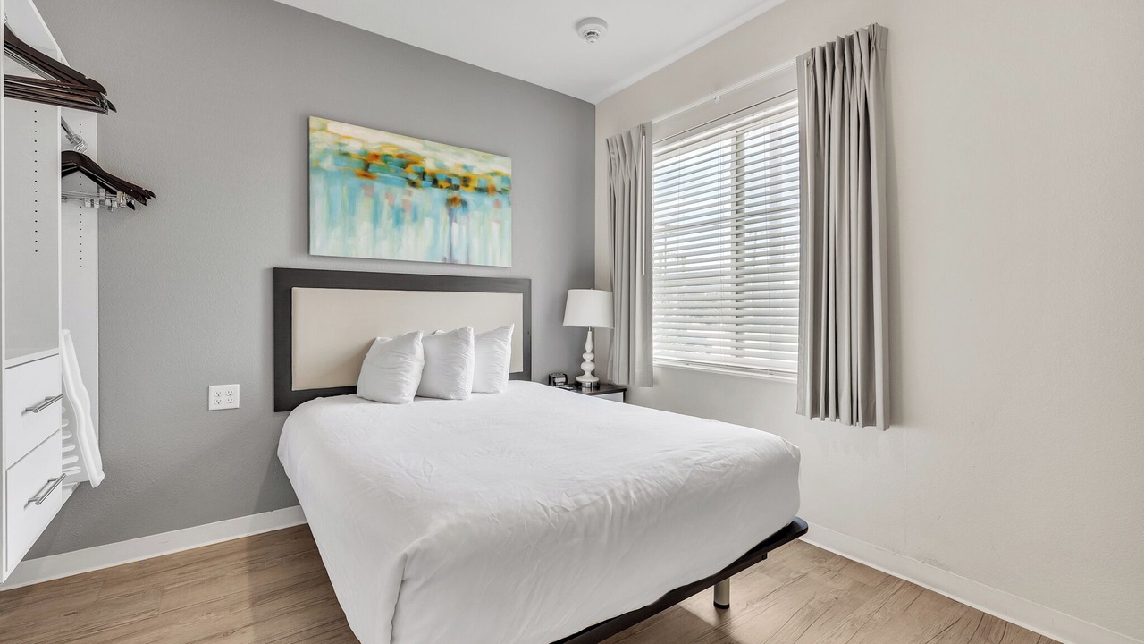 Photo of Bedroom in Far North Central