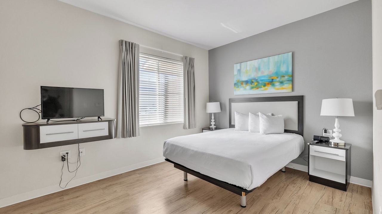 Photo of Bedroom in Far North Central