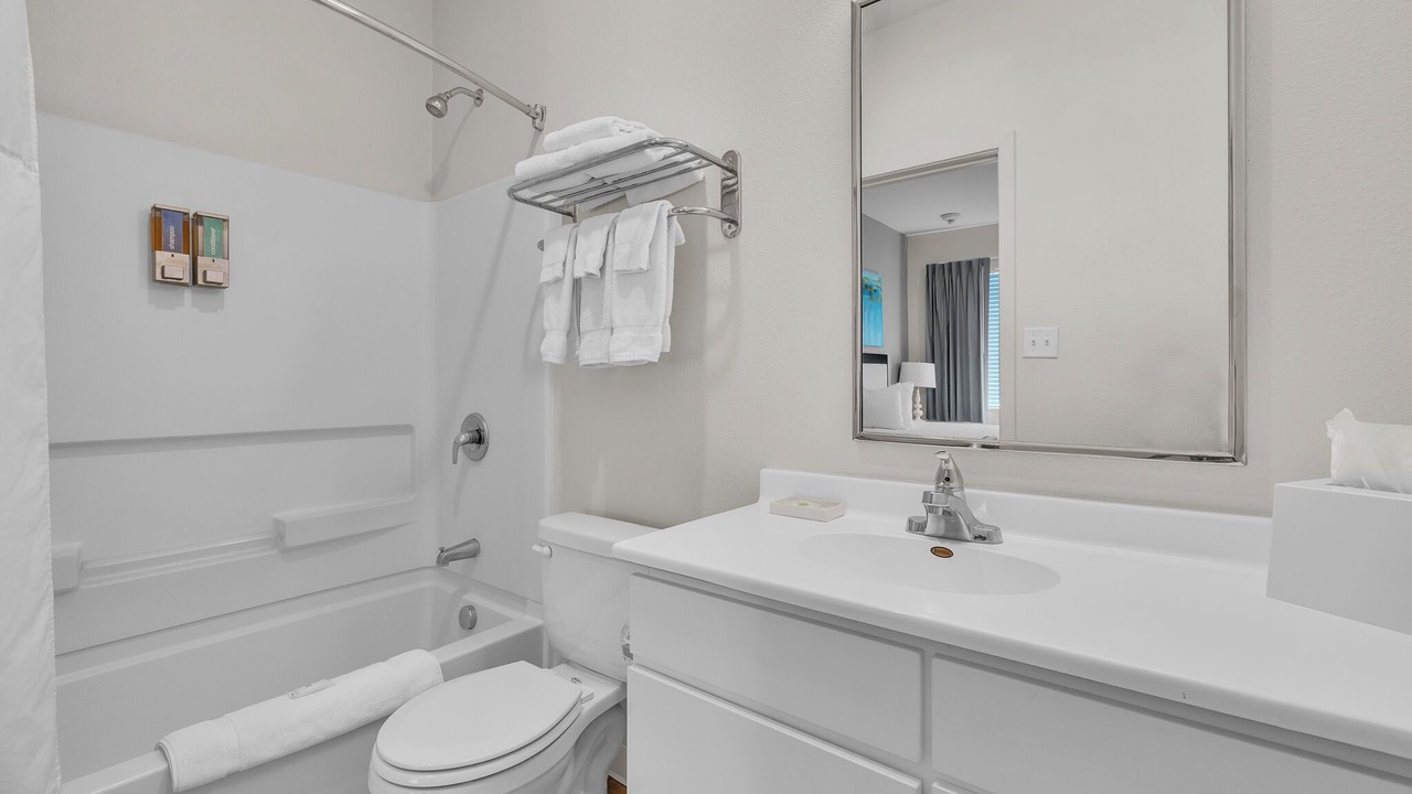 Photo of Bathroom in Far North Central
