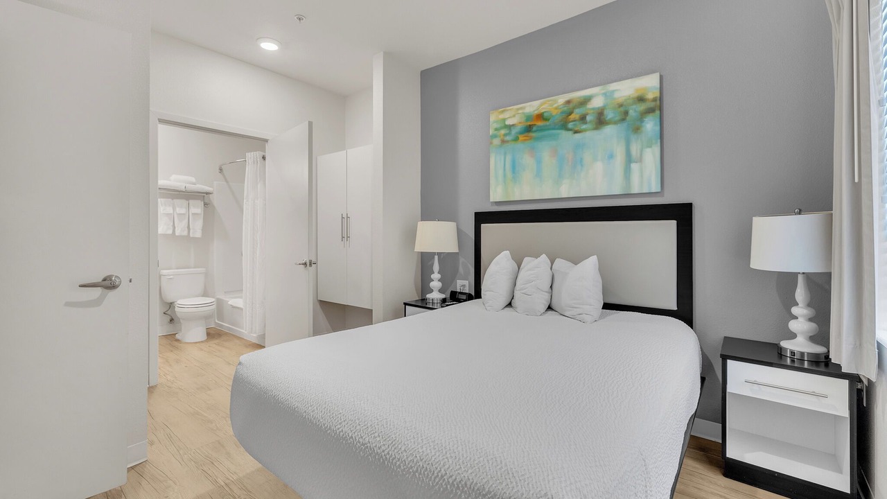 Photo of Bedroom in Far North Central