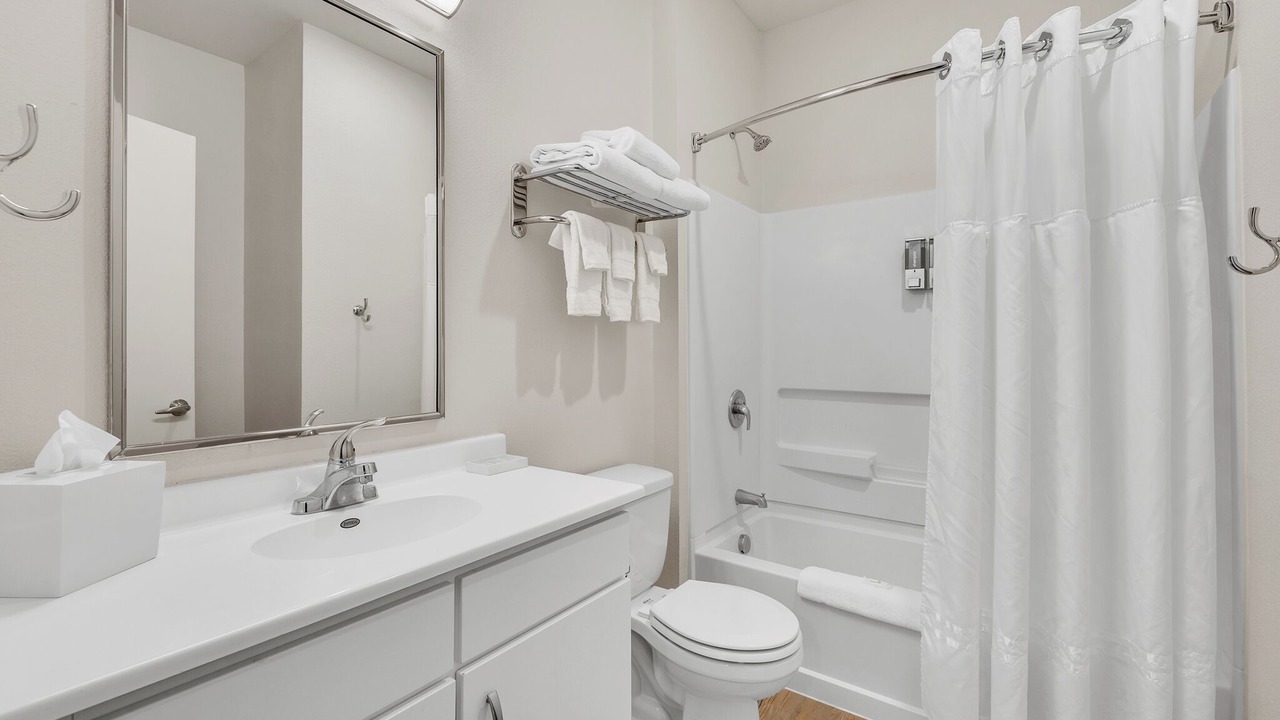 Photo of Bathroom in Far North Central