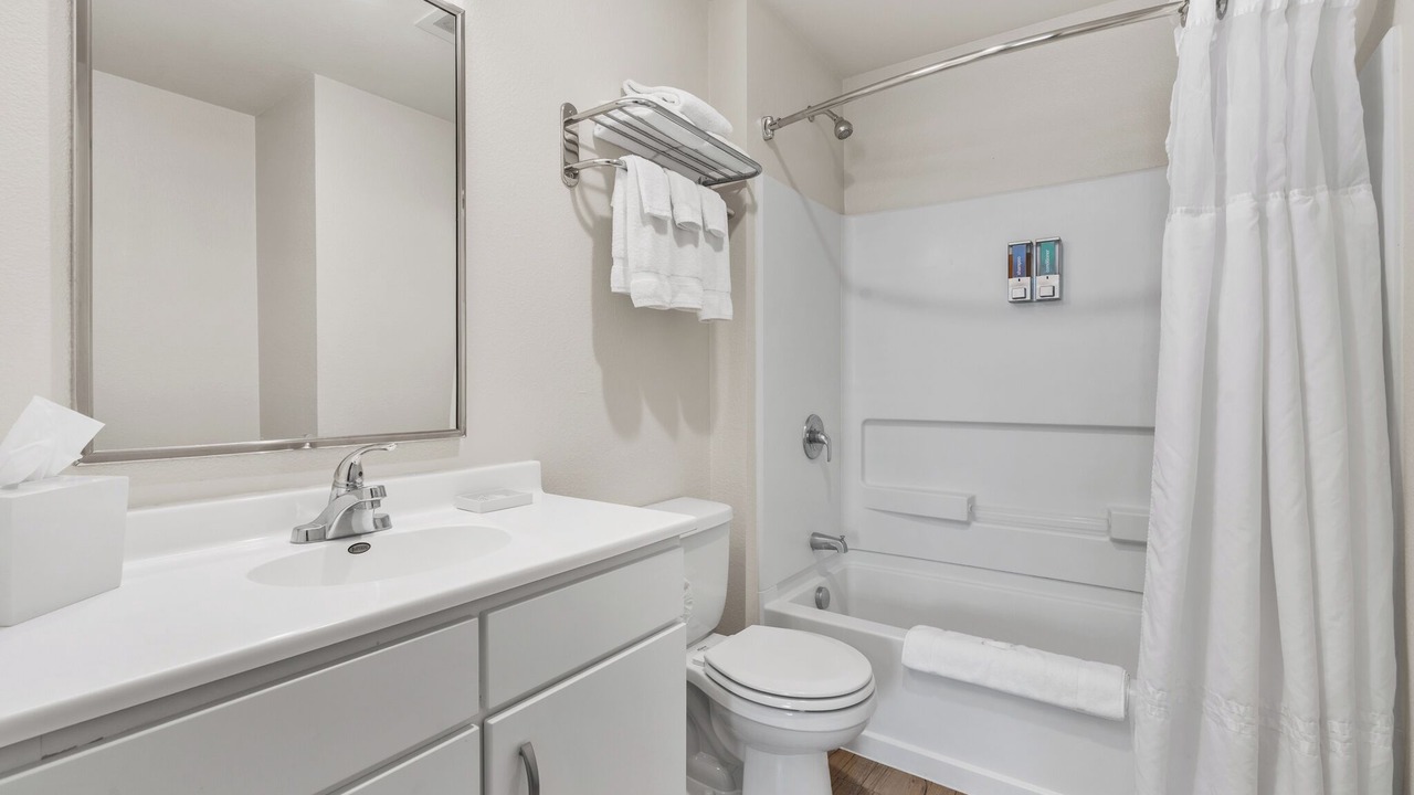 Photo of Bathroom in Far North Central