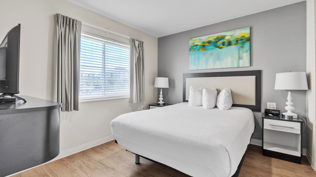 Photo of Bedroom in Far North Central