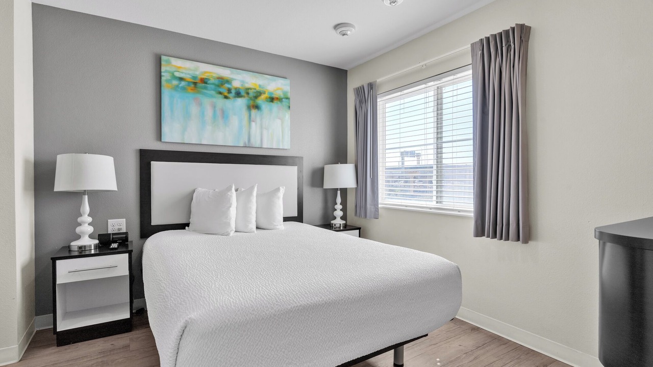 Photo of Bedroom in Far North Central
