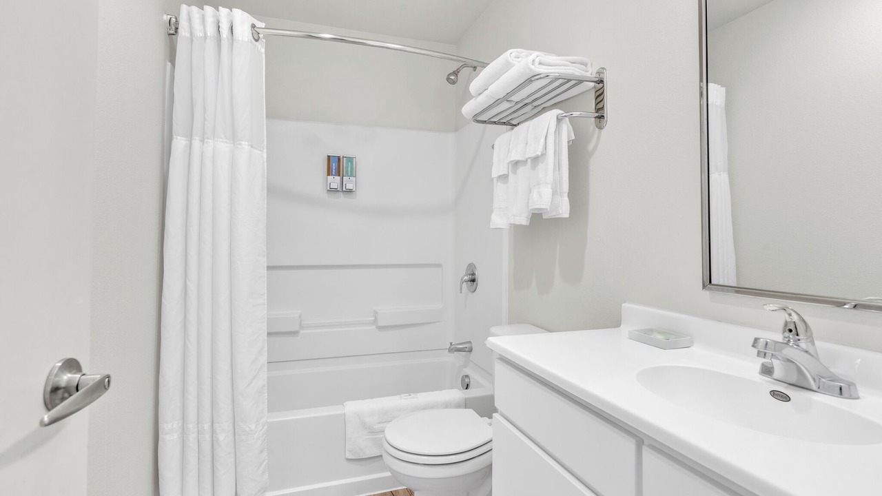 Photo of Bathroom in Far North Central