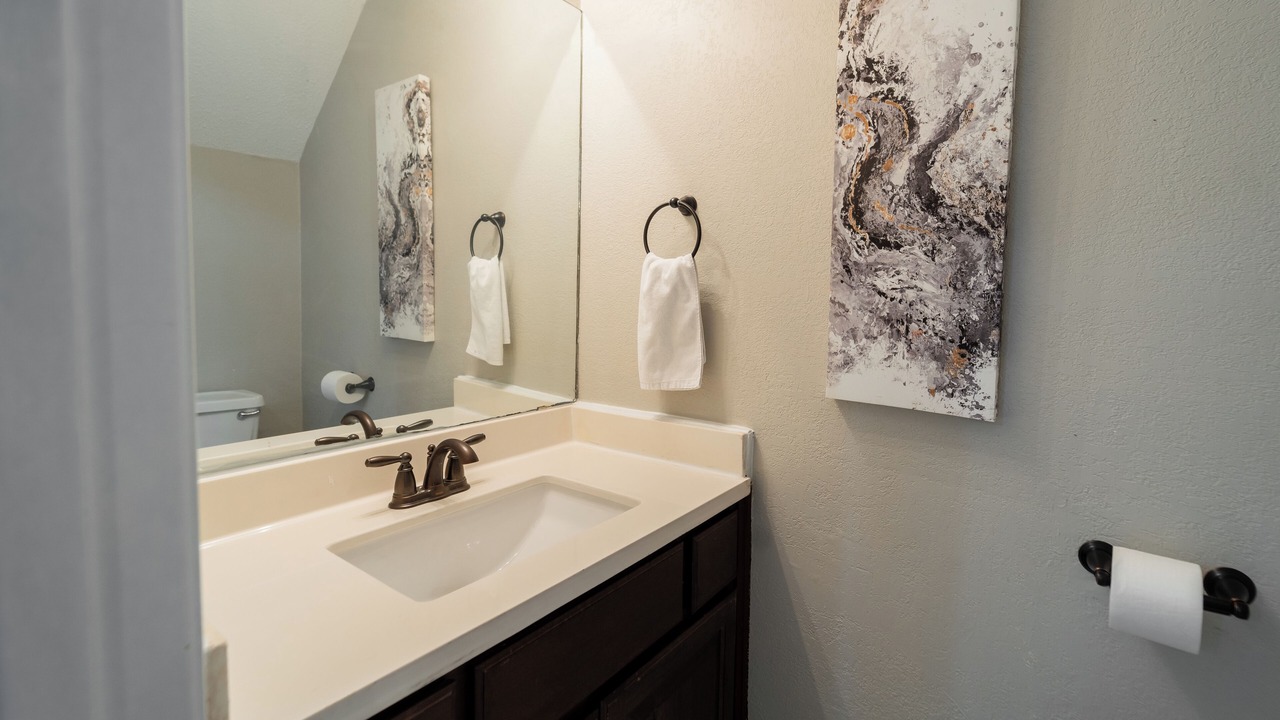 Photo of Bathroom in Tanglewood Forest