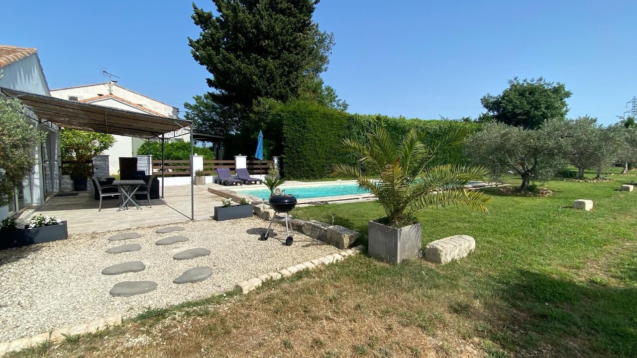 Photo of Outdoor in Arles