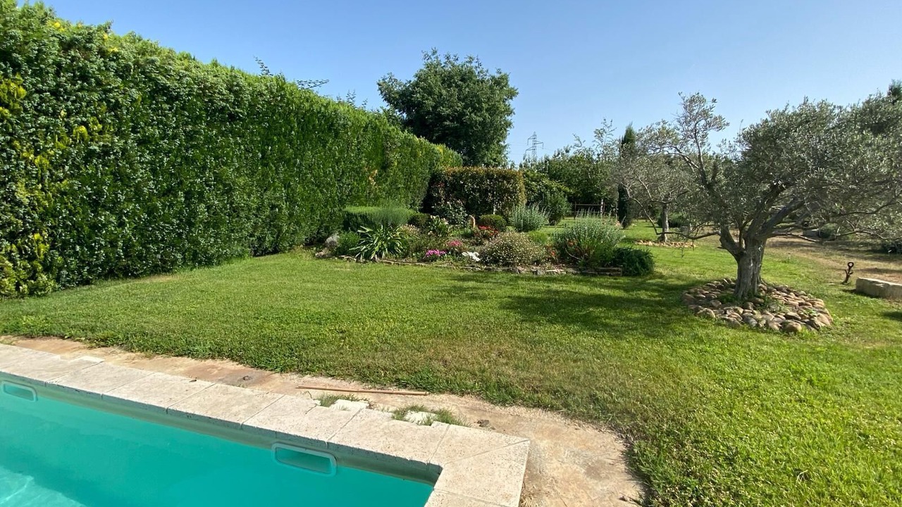 Photo of Outdoor in Arles