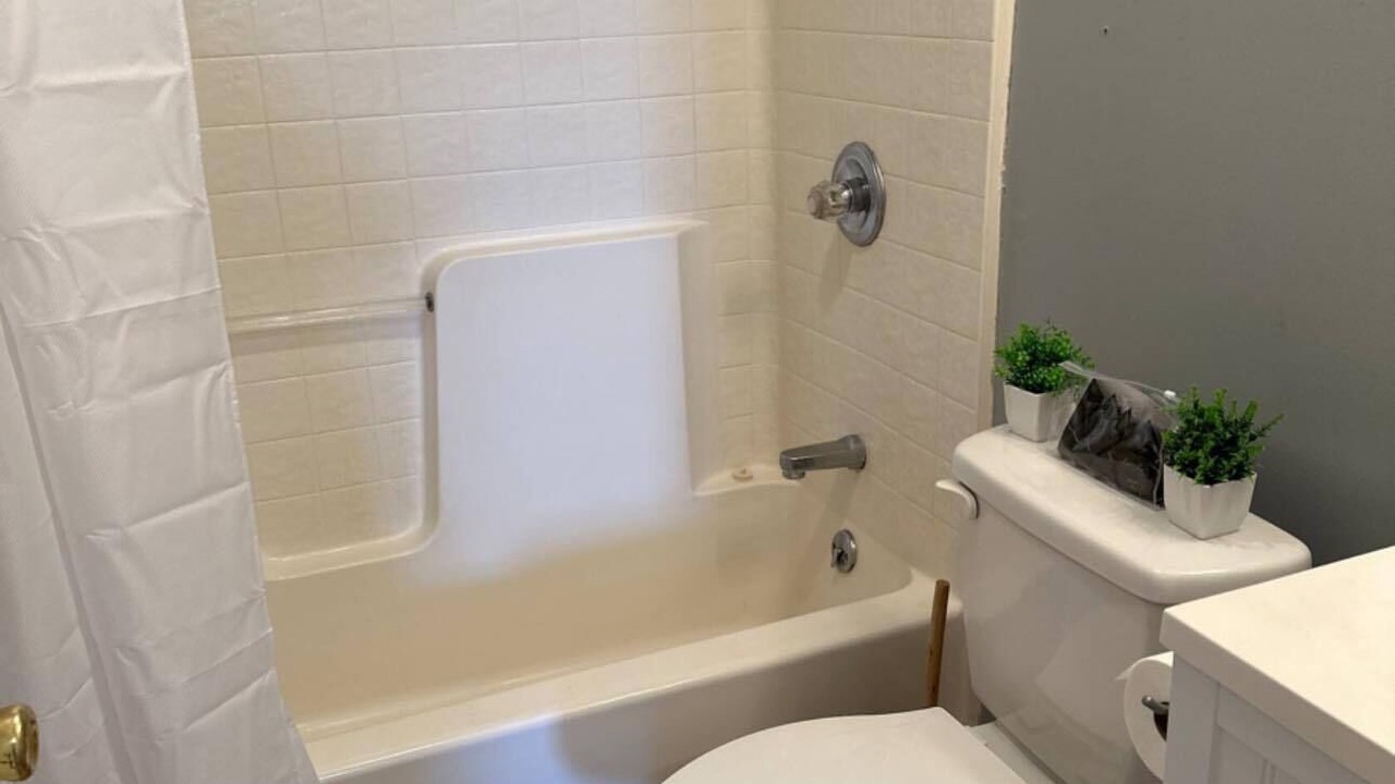 Photo of Bathroom in Martinsville
