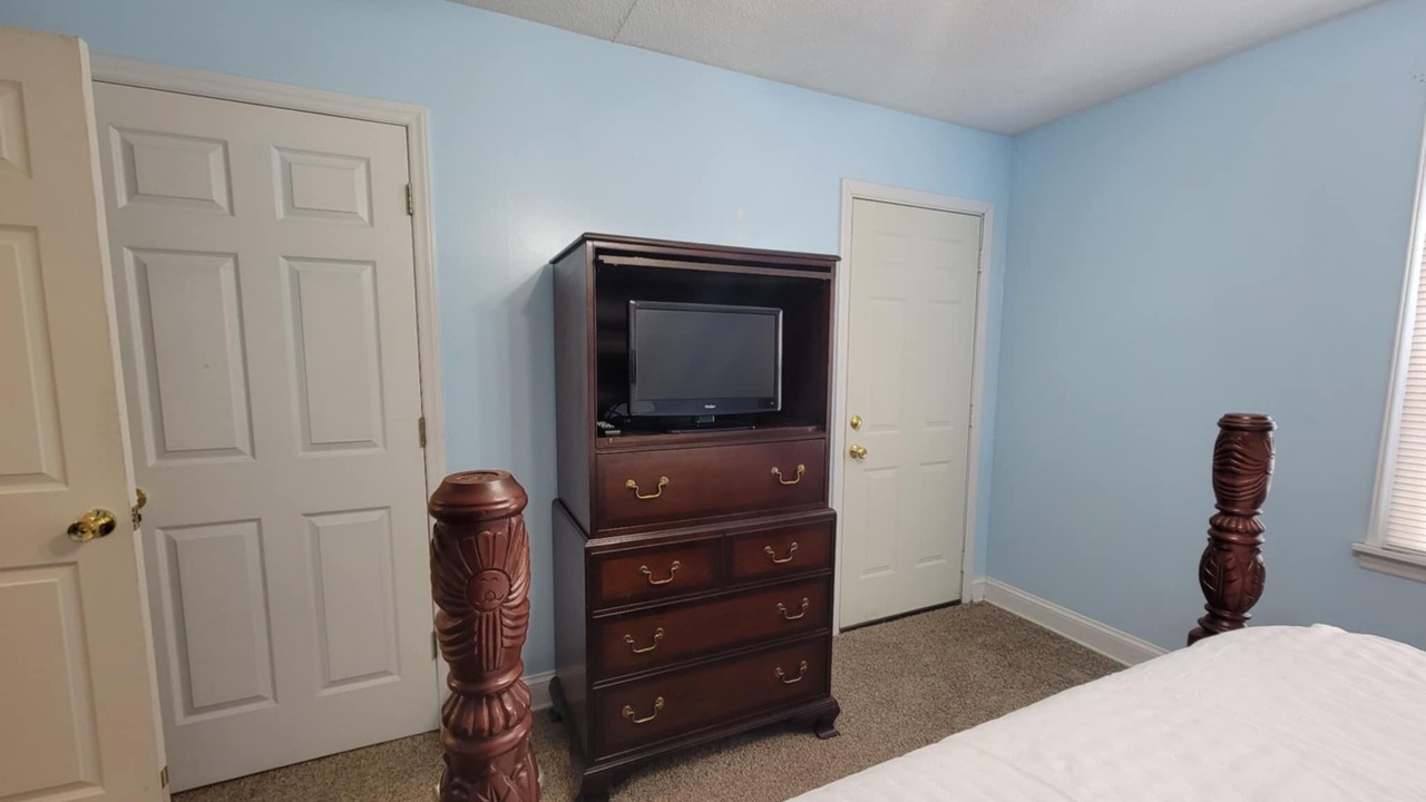 Photo of Bedroom in Martinsville