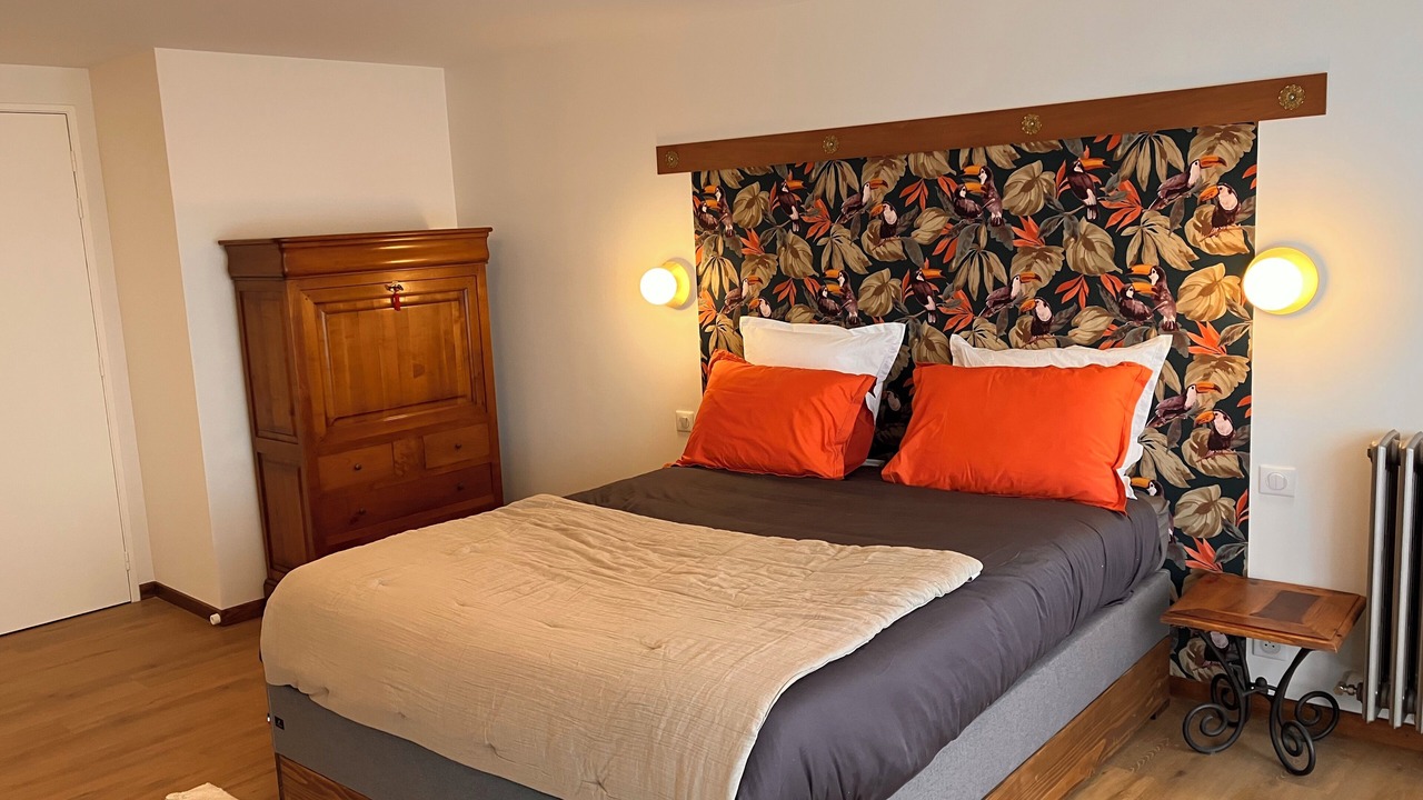 Photo of Bedroom in Pouilly-en-Auxois