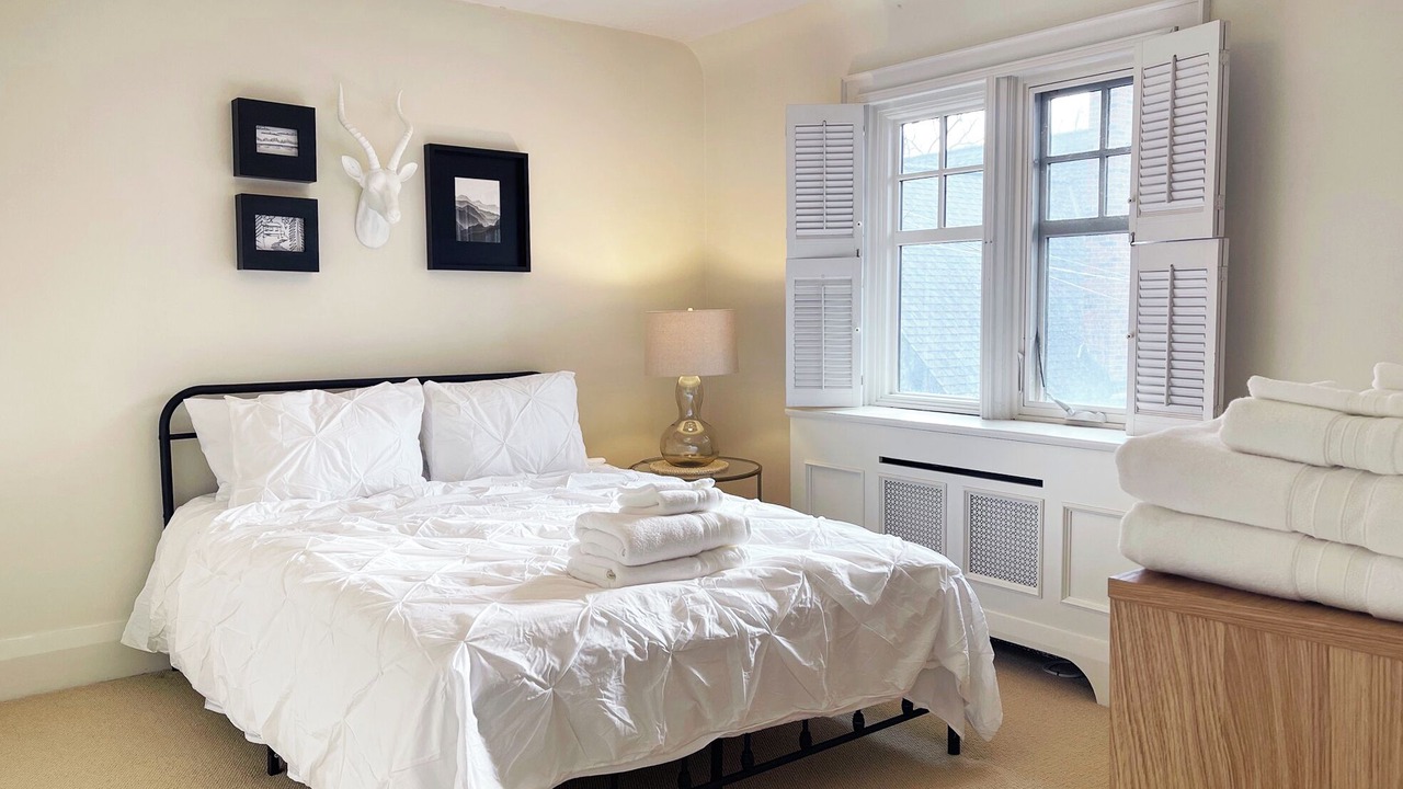 Photo of Bedroom in The Kingsway