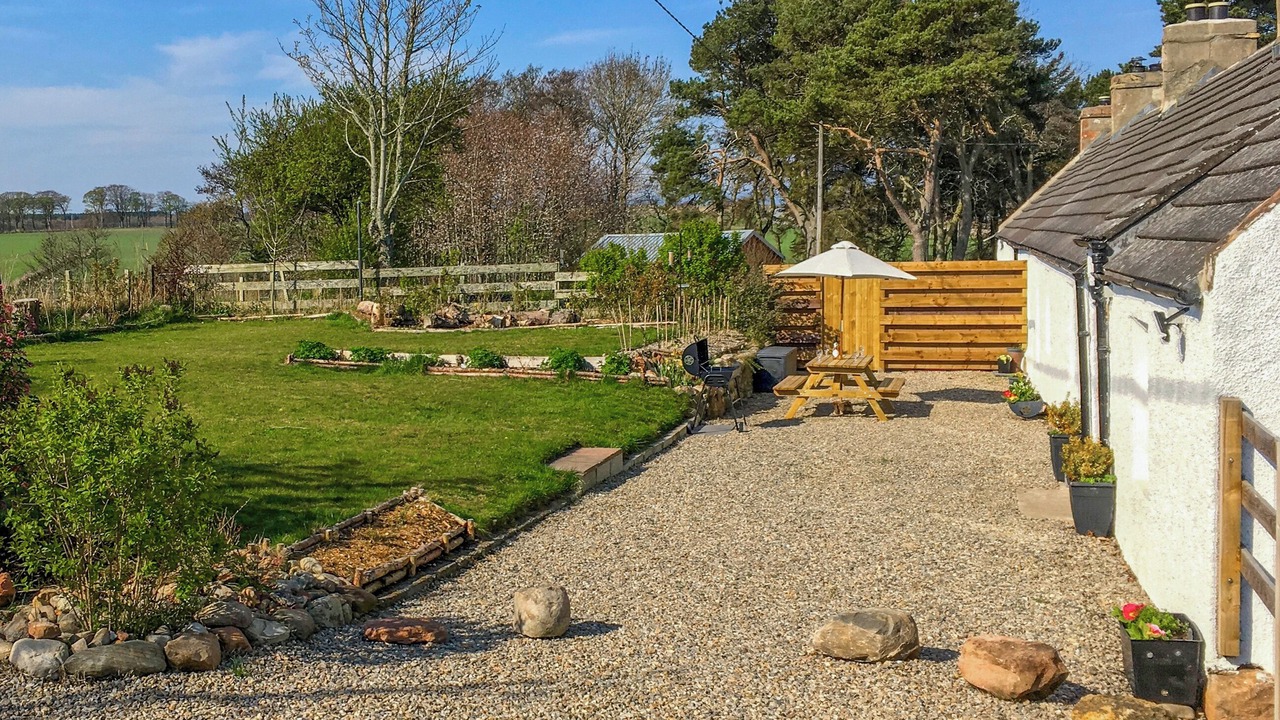 Photo of Outdoor in Tain