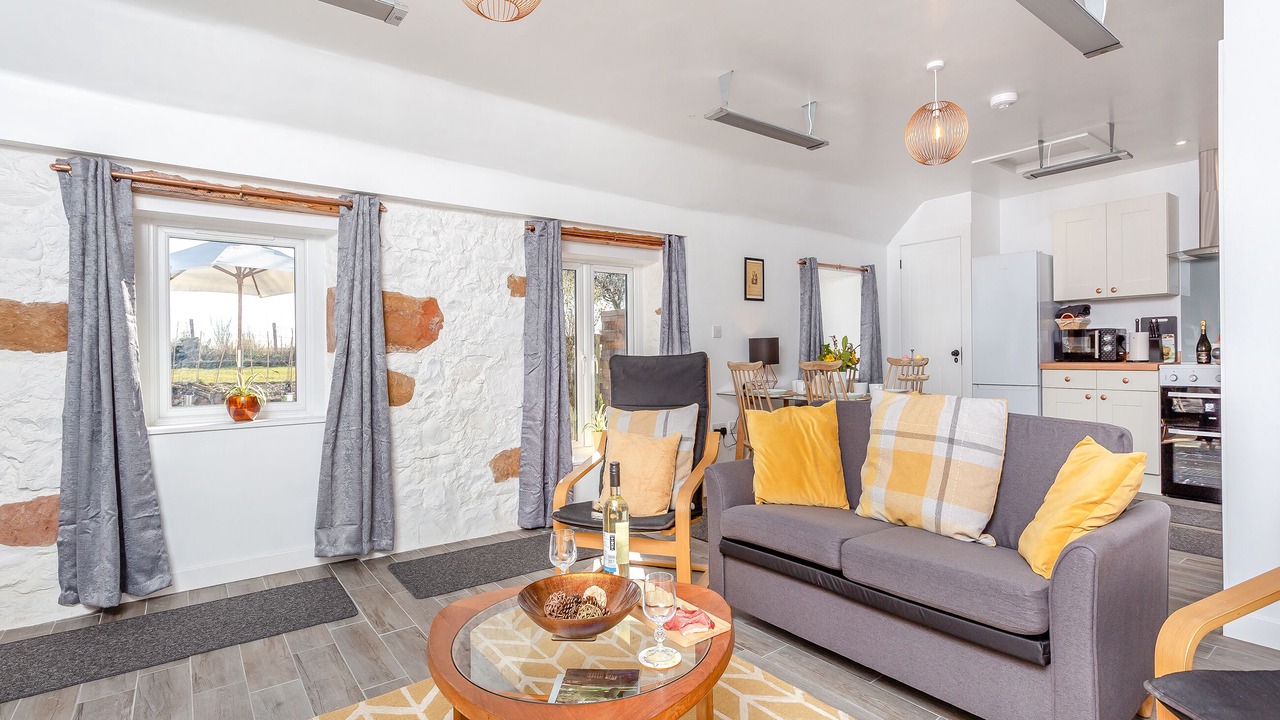 Photo of Others in Tain