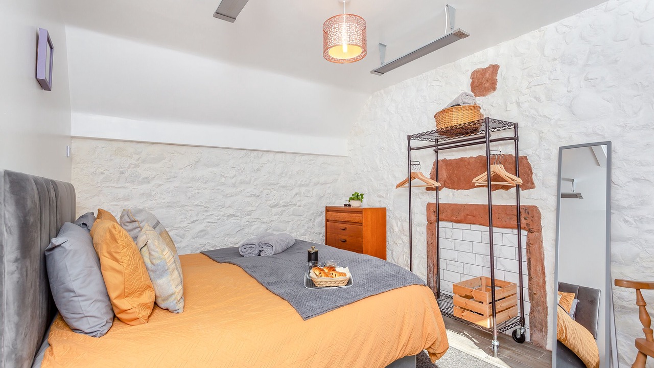 Photo of Others in Tain