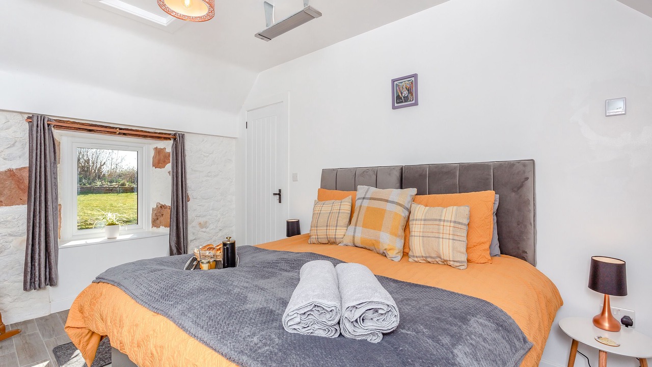 Photo of Others in Tain