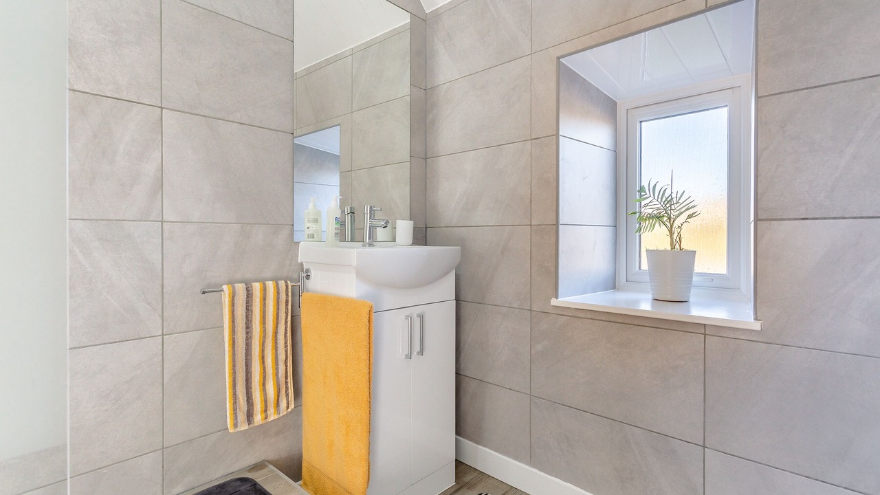 Photo of Bathroom in Tain