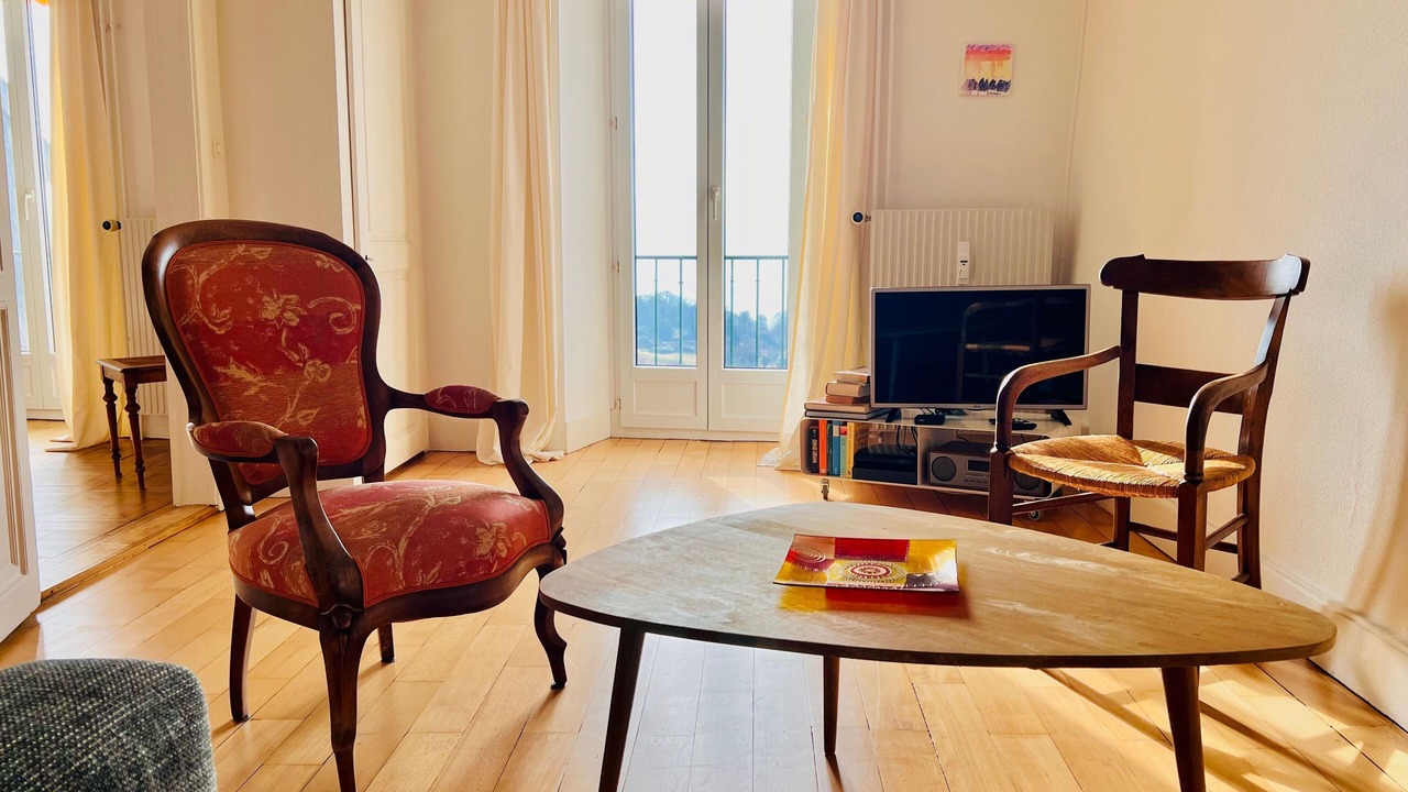 Photo of Livingroom in Montreux