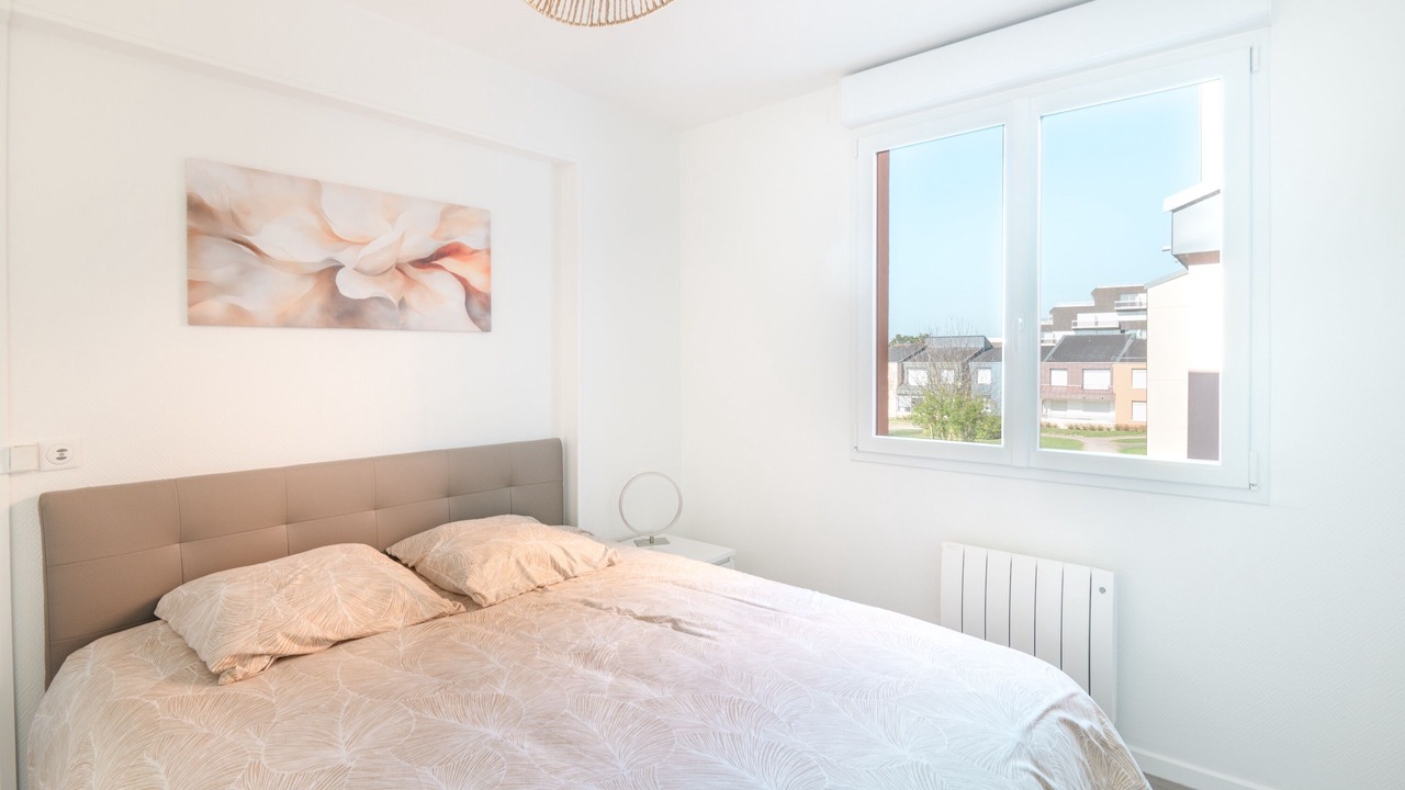 Photo of Bedroom in Courseulles-sur-Mer