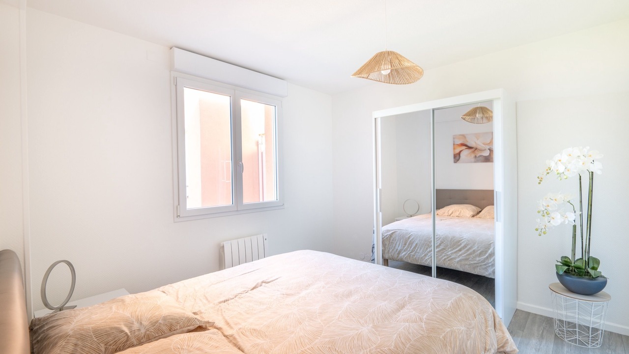 Photo of Bedroom in Courseulles-sur-Mer