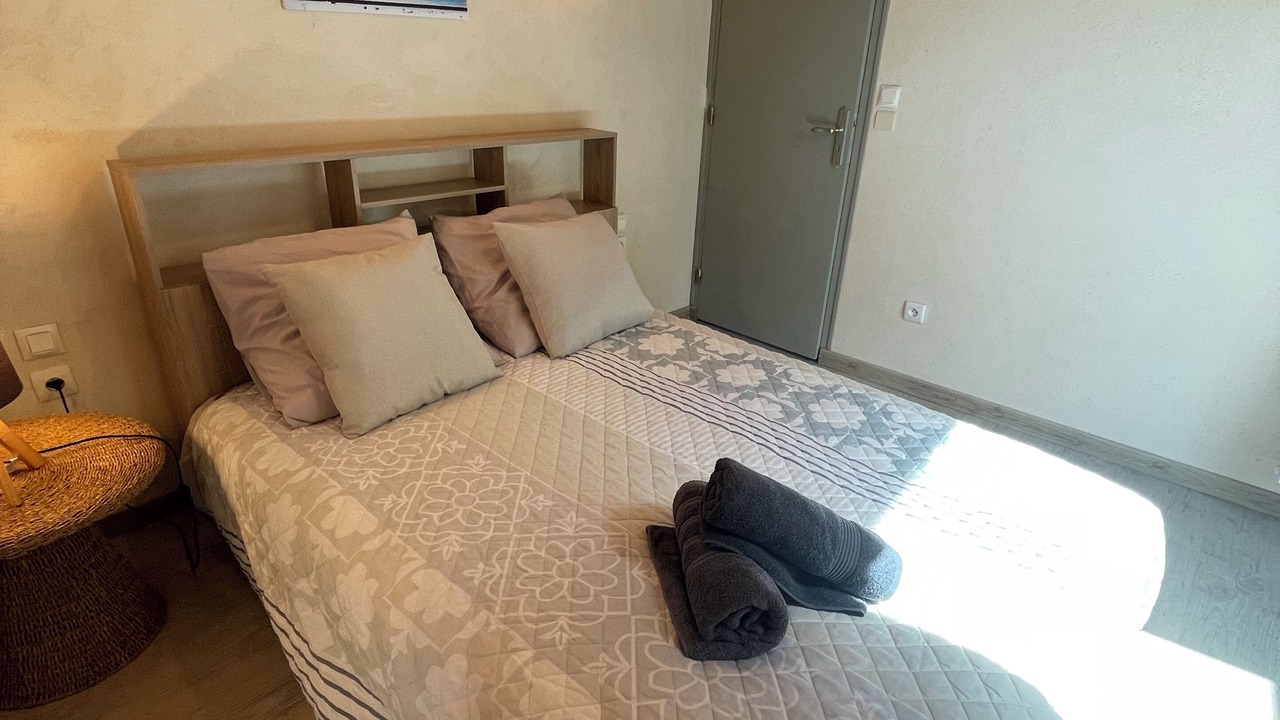 Photo of Bedroom in Trebedan