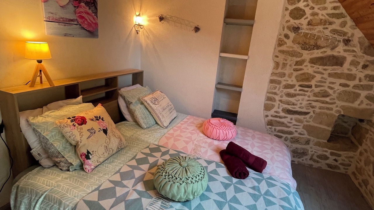 Photo of Bedroom in Trebedan
