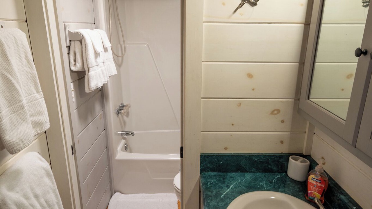 Photo of Bathroom in Clayton