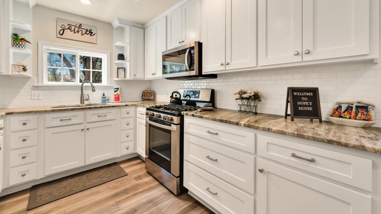 Photo of Kitchen in Austin Ave.