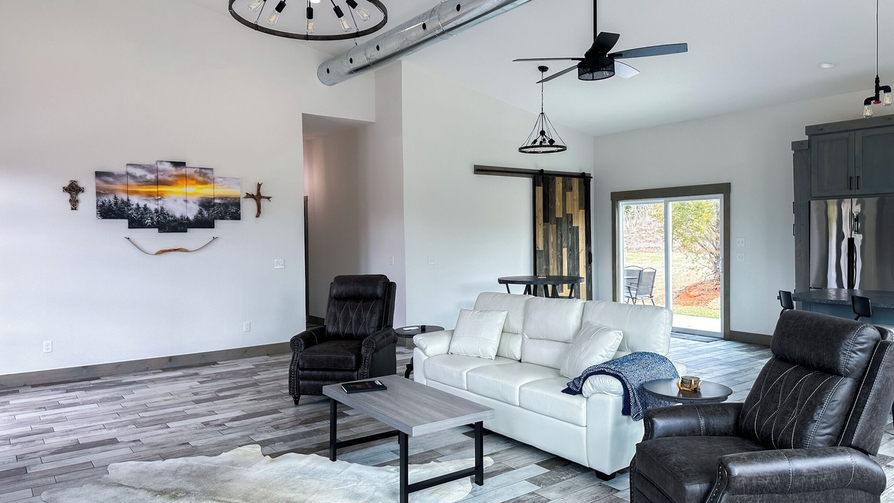 Photo of Livingroom in Purcell