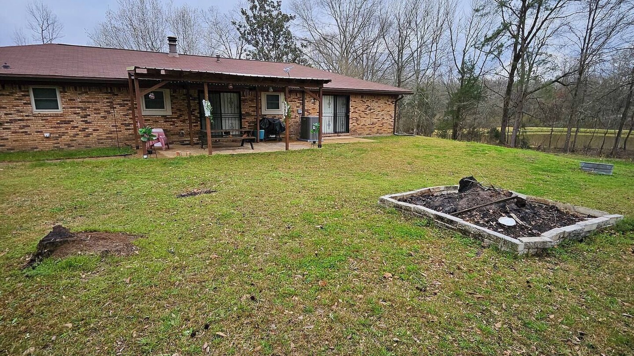 Photo of Outdoor in Tougaloo