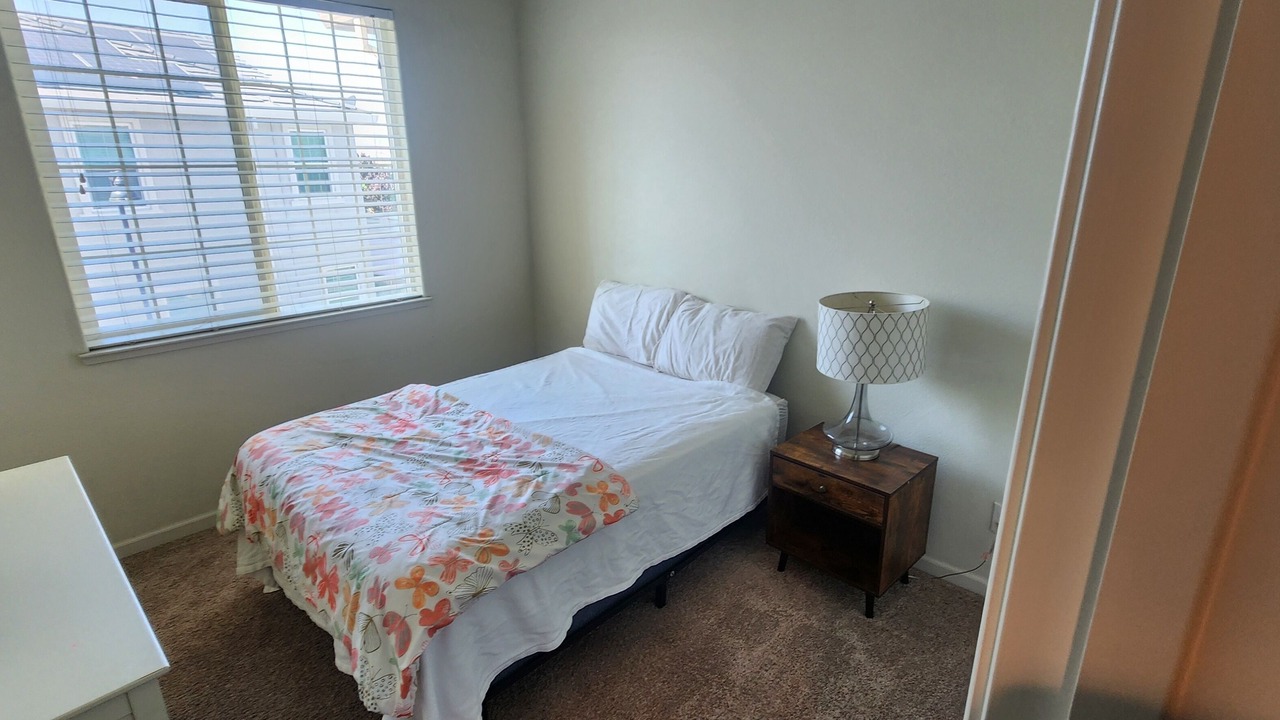 Photo of Bedroom in Tracy