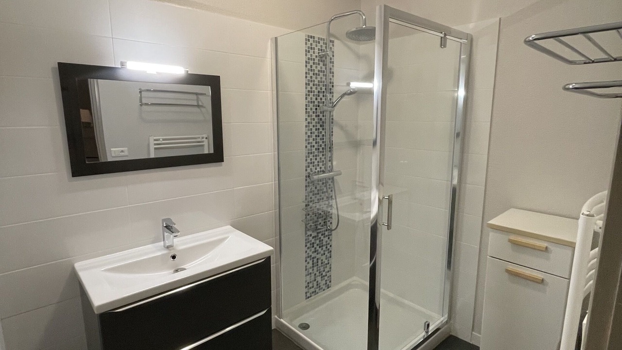 Photo of Bathroom in Lafarre
