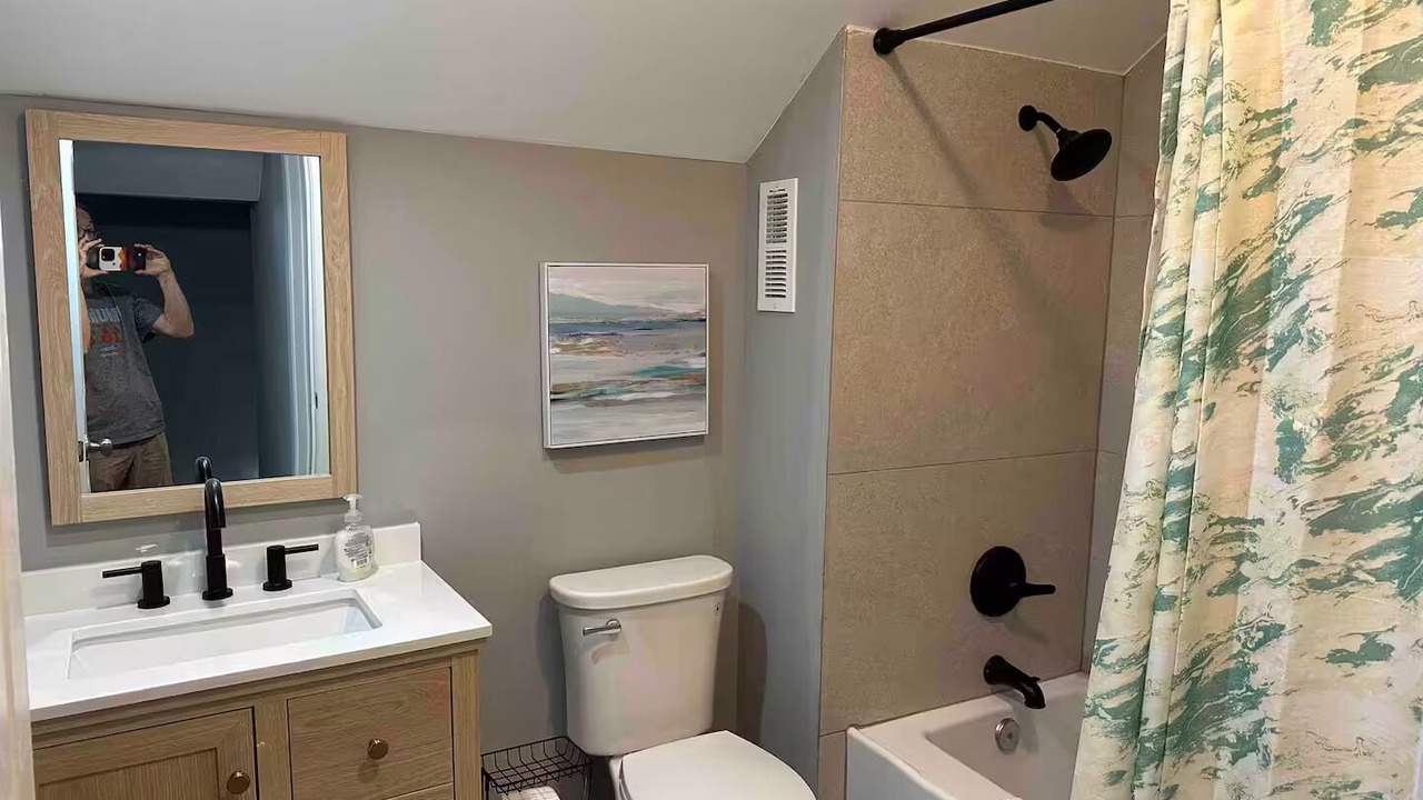 Photo of Bathroom in West Columbus