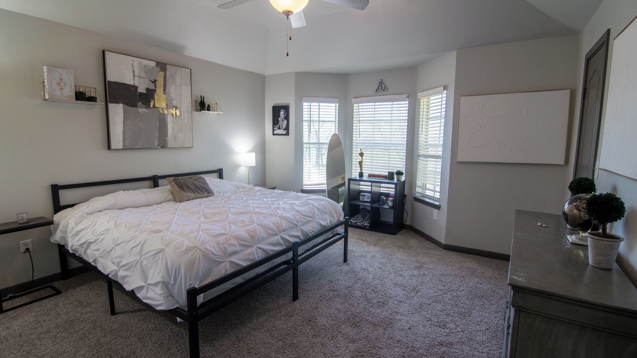 Photo of Bedroom in Jersey Village
