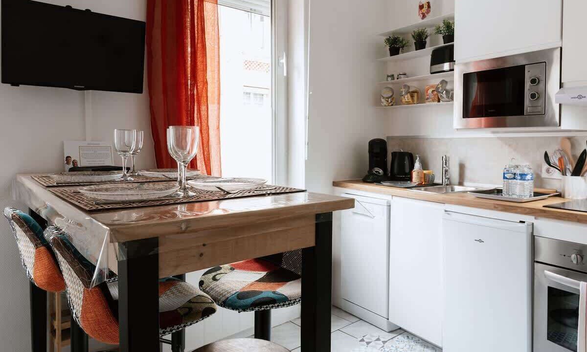 Photo of Kitchen in Sainte-Anne - Faubourg Noyon