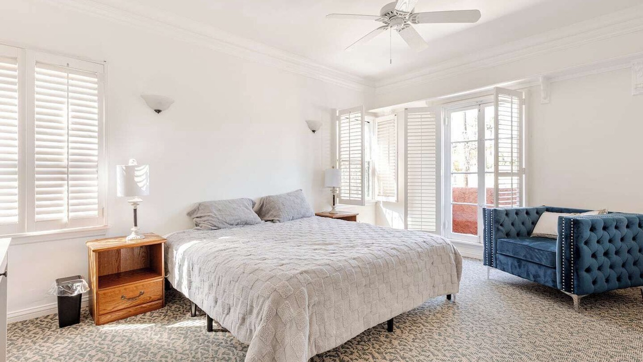 Photo of Bedroom in Carthay Circle