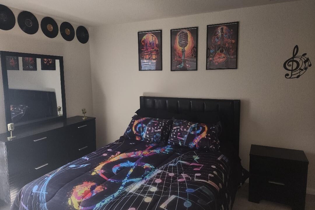 Photo of Bedroom in Baytown